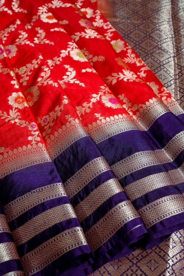 Banarasi Silk Saree with Beautiful Jaal Work - Vastra ShringarSAREEVastra ShringarVastra ShringarVS202Banarasi Silk Saree with Beautiful Jaal Work