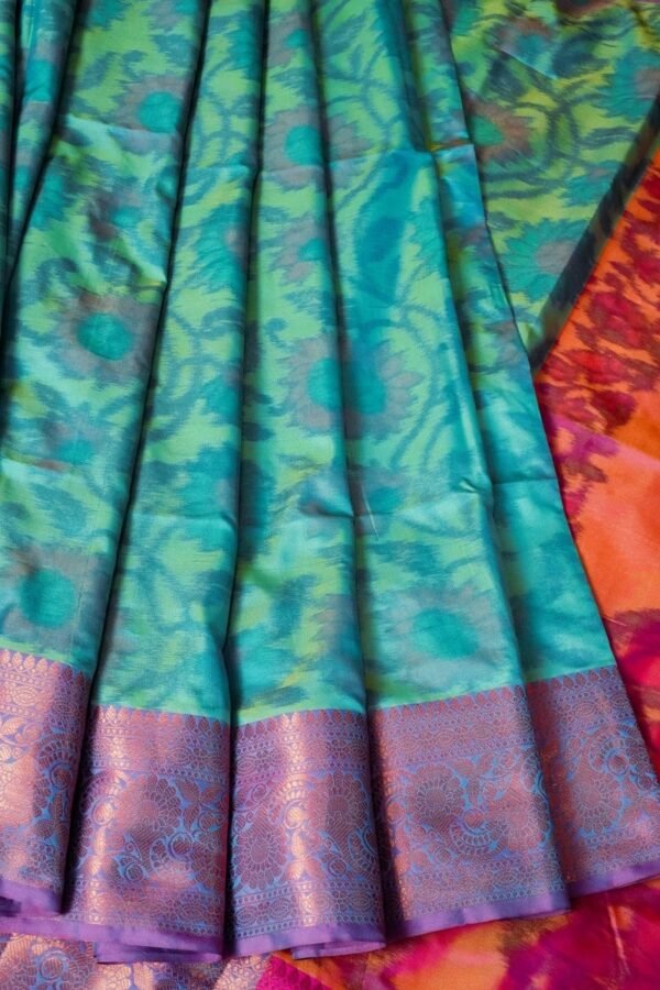 Pochampally Silk Saree with Beautiful Print - Vastra ShringarSAREEVastra ShringarVastra ShringarVS233Pochampally Silk Saree with Beautiful Print