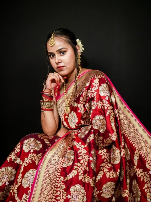 Pure Katan Silk Saree with Elegant Motifs - Vastra ShringarSAREEVastra ShringarVastra ShringarPure Katan Silk Saree with Elegant Motifs