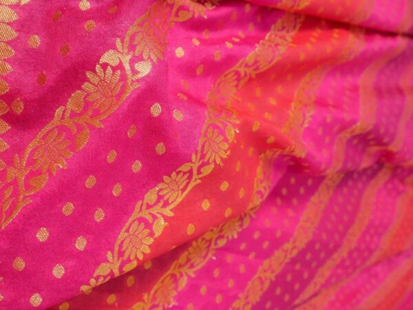 Semi Dupion Silk Saree - Vastra ShringarSAREEVastra ShringarVastra ShringarVS017Semi Dupion Silk Saree - Vastra Shringar