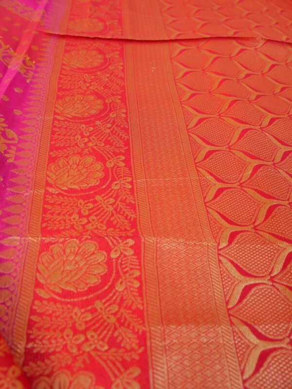 Semi Dupion Silk Saree - Vastra ShringarSAREEVastra ShringarVastra ShringarVS017Semi Dupion Silk Saree - Vastra Shringar