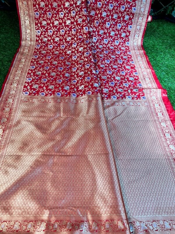 Semi Katan Silk Saree with Beautiful Floral Weave - Vastra ShringarSAREEVastra ShringarVastra ShringarSemi Katan Silk Saree with Beautiful Floral Weave