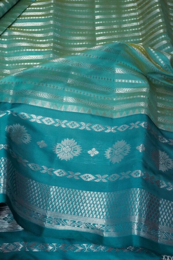 Silk Saree with Beautiful Silver Zari - Vastra ShringarSAREEVastra ShringarVastra ShringarVS219Silk Saree with Beautiful Silver Zari