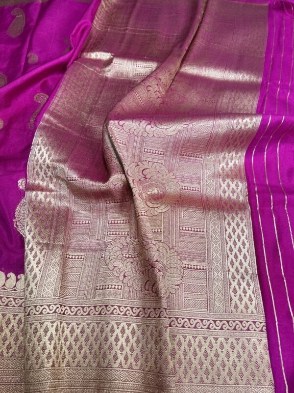 Soft Silk Saree - Vastra ShringarSAREEVastra ShringarVastra ShringarVS132Soft Silk Saree