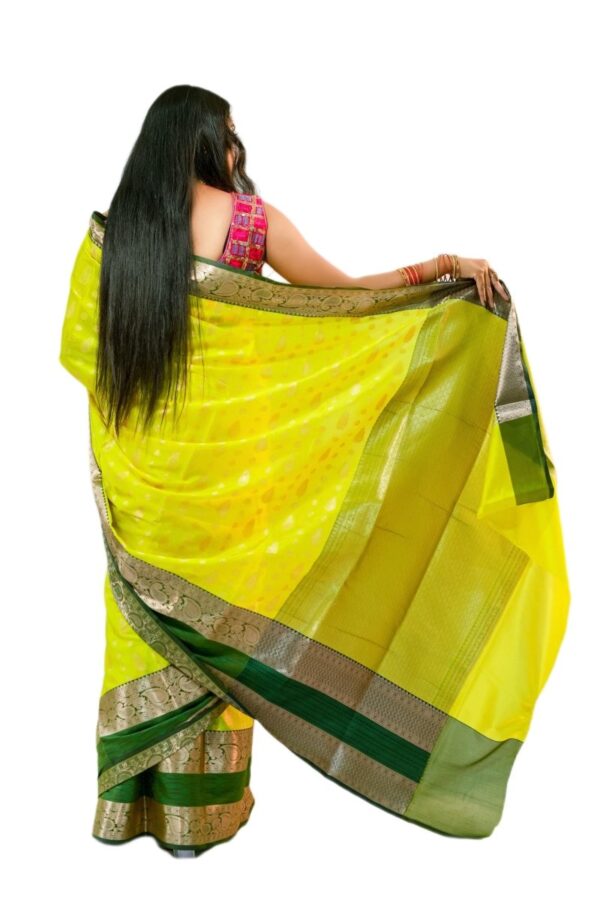 Soft Silk Saree - Vastra ShringarSAREEVastra ShringarVastra ShringarVS161Soft Silk Saree