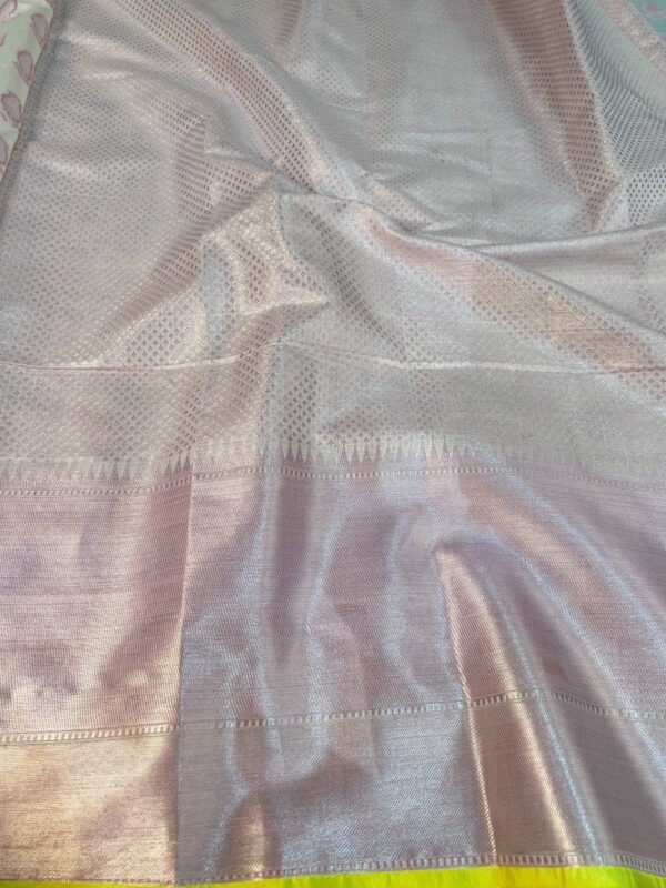 Soft Silk Saree with Multicolor Motif - Vastra ShringarSAREEVastra ShringarVastra ShringarVS111Soft Silk Saree with Multicolor Motif